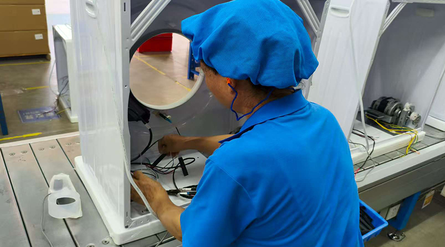 一機(jī)多能，呵護(hù)全家衣物